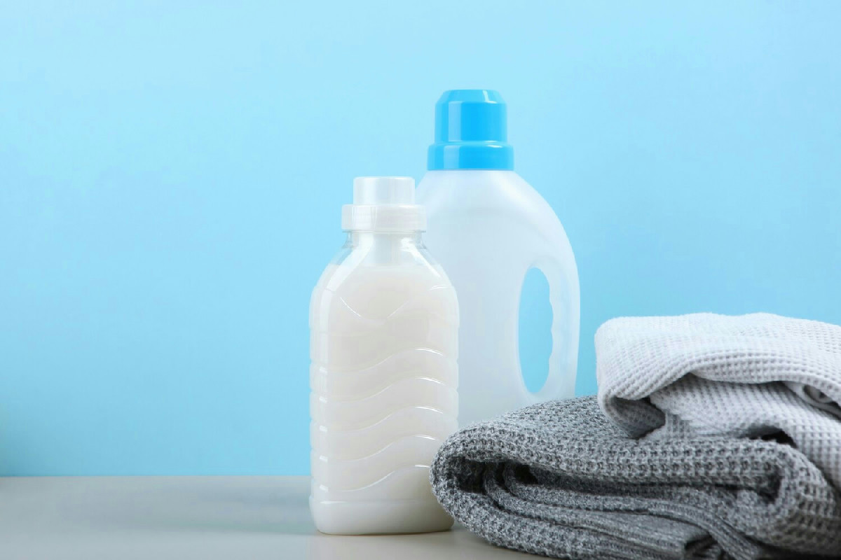 Panni asciutti con odori sgradevoli: il metodo naturale per eliminare i cattivi aromi facilmente