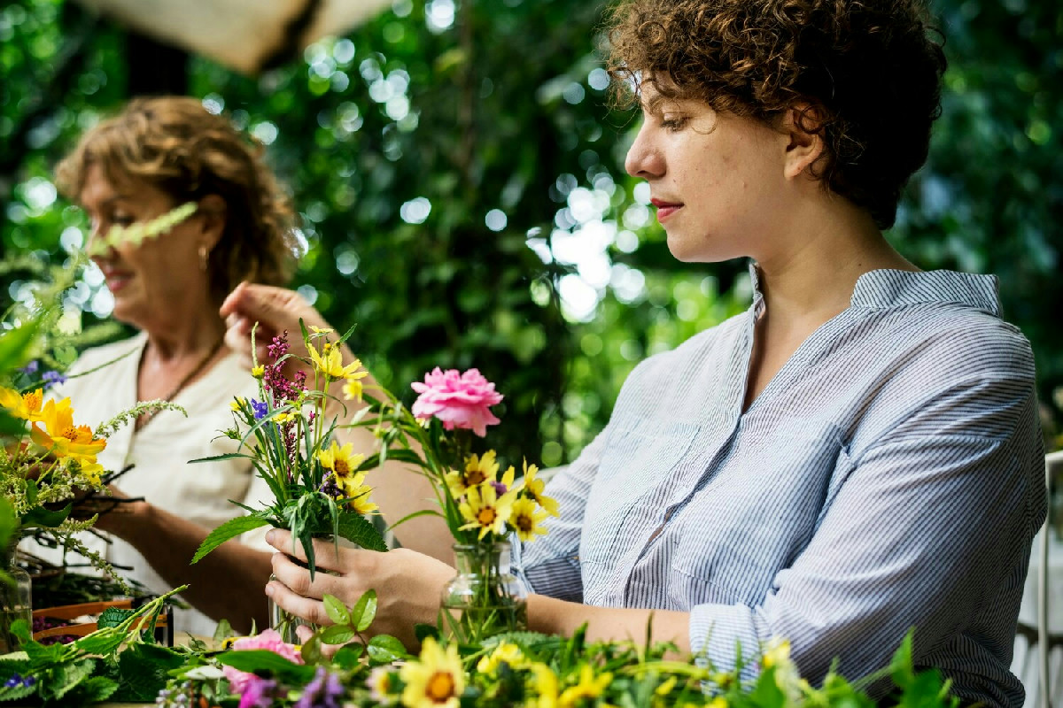 Rigenerare corpo e mente nel verde: il giardino come rifugio di armonia e serenità profonda